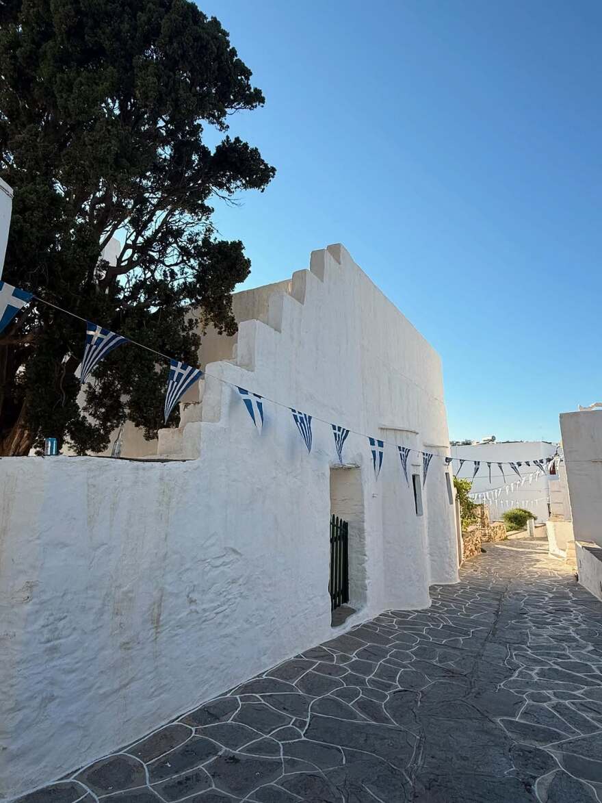 Η Νταϊάν φον Φίρστενμπεργκ έκανε διακοπές στα ελληνικά νησιά - Οι αναρτήσεις της από Σπέτσες, Σίφνο, Νίσυρο και Κω