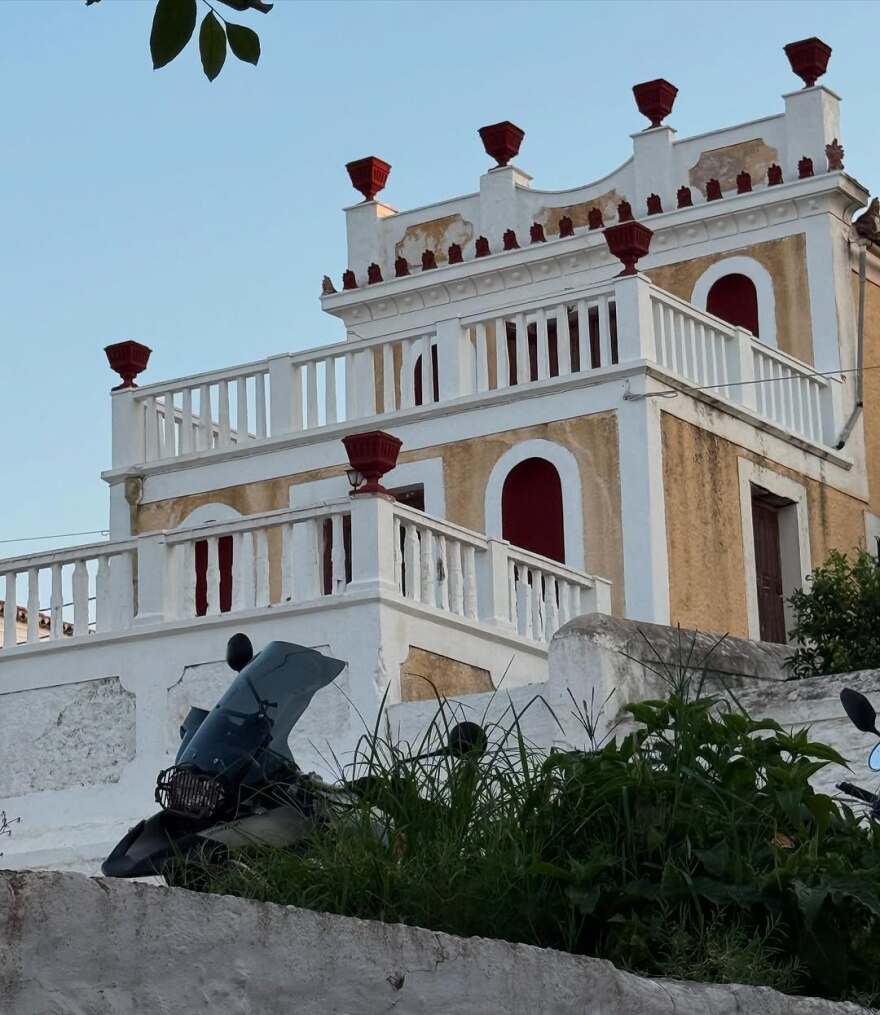 Η Νταϊάν φον Φίρστενμπεργκ έκανε διακοπές στα ελληνικά νησιά - Οι αναρτήσεις της από Σπέτσες, Σίφνο, Νίσυρο και Κω