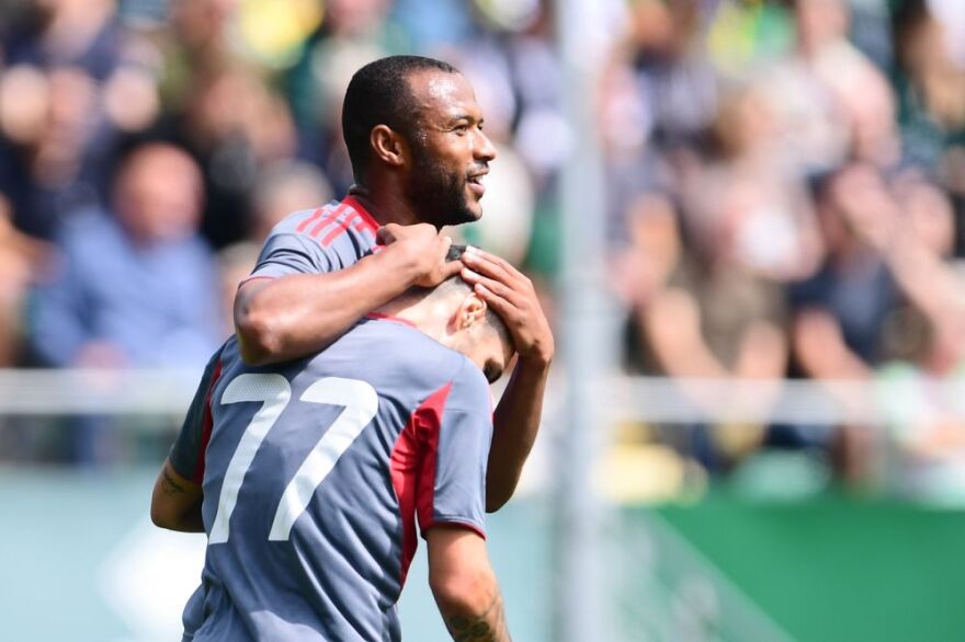 Ο Ολυμπιακός επικράτησε 3-2 της Ντεν Χάαγκ με χατ τρικ Ελ Κααμπί