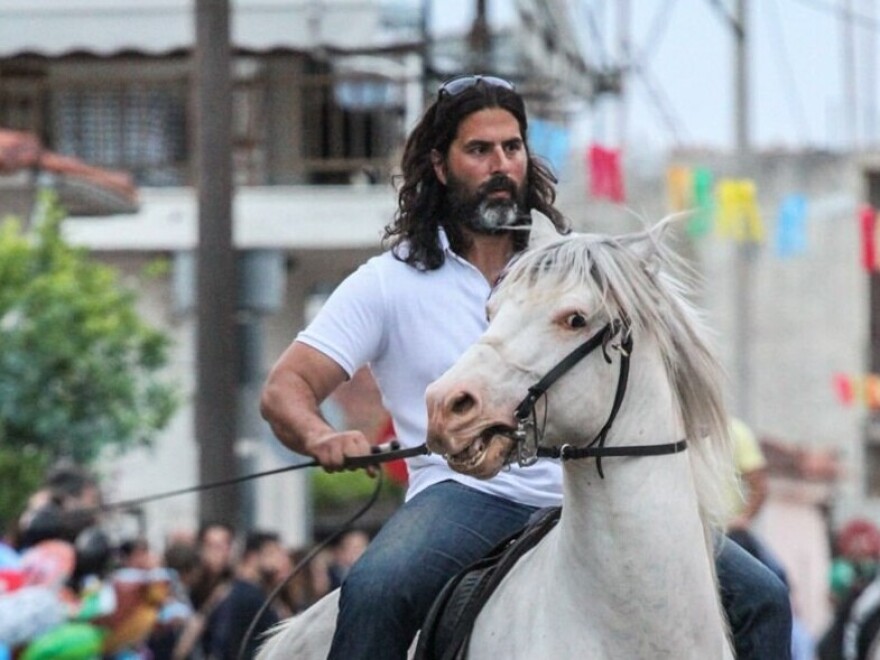 Εθνική Πατρών-Πύργου: Χιλιόμετρα βαμμένα με αίμα - Η Άννα Πολλάτου, ο αστυνομικός και ο λάτρης των αυτοκινήτων