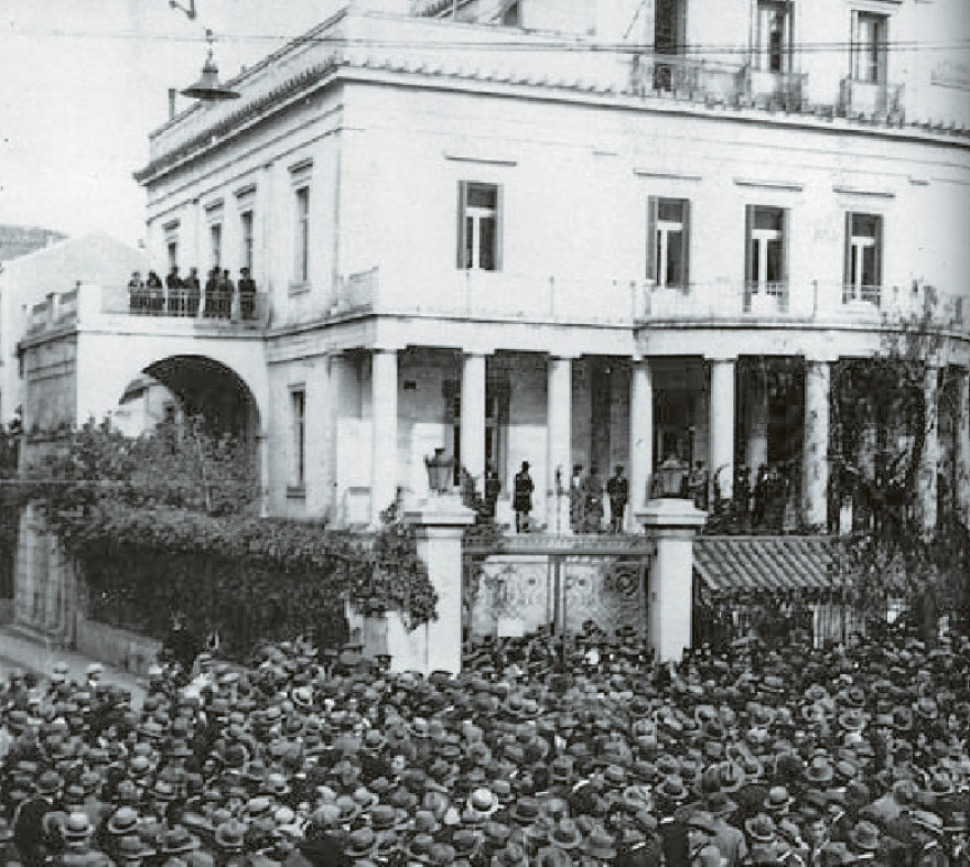 Ακόμη και το κτίριο του ΥΠΕΞ ανήκει στον... Στρατό - Τα «φιλέτα» του υπουργείου Άμυνας