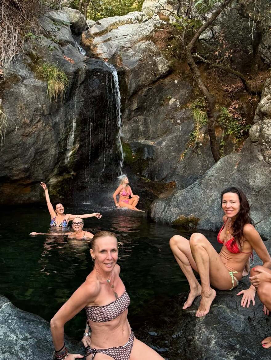 Εβελίνα Παπούλια: Οι φωτογραφίες από τις διακοπές της στη Σαμοθράκη