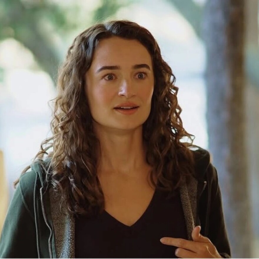 Το τραγικό τέλος της Κέλι Μακ: Η 33χρονη ηθοποιός νόμιζε ότι ήταν απλός πόνος στη μέση και τελικά αποδείχτηκε επιθετικός καρκίνος