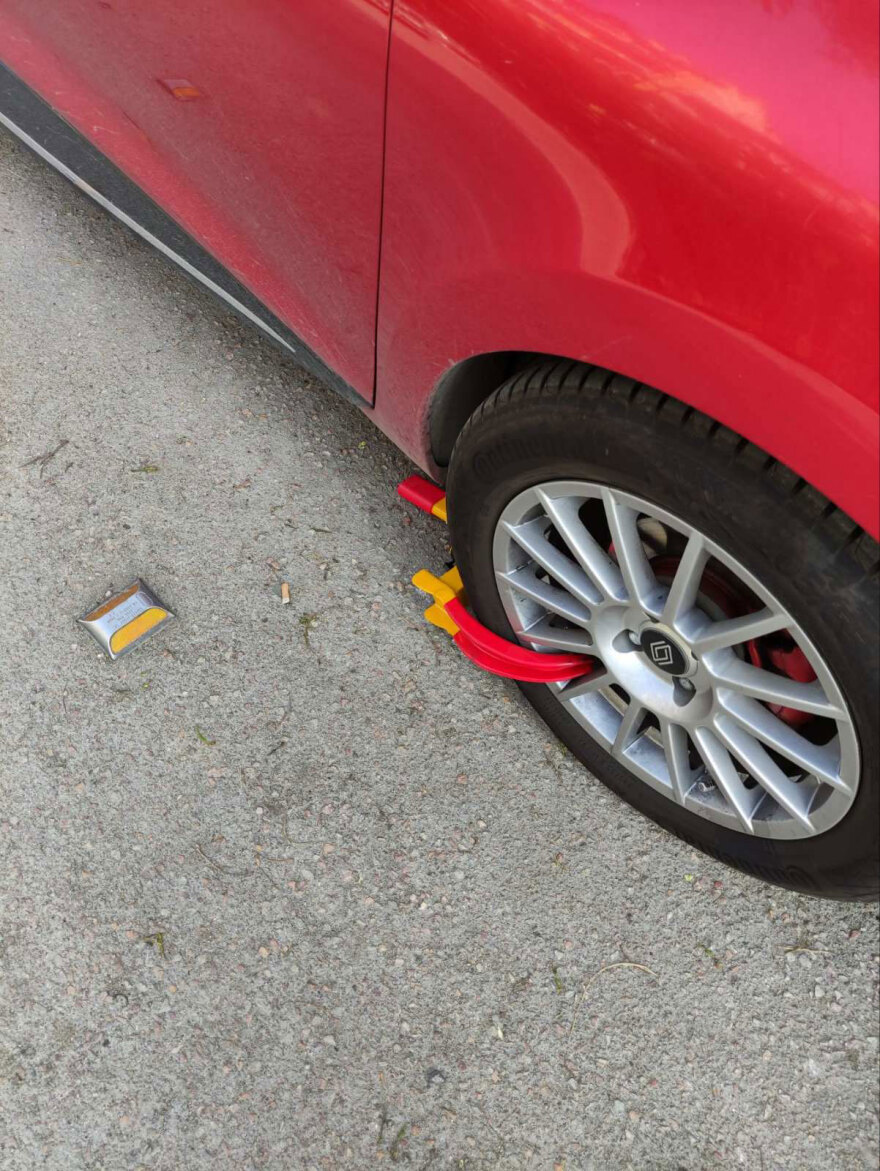 Δαγκάνες για την παράνομη στάθμευση από σήμερα στη Θεσσαλονίκη - Δείτε φωτογραφίες
