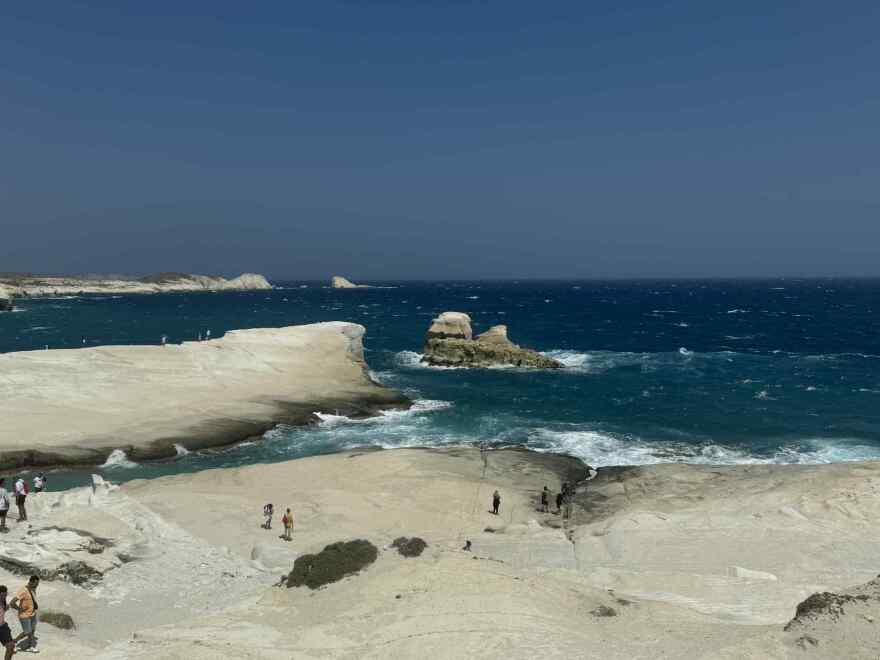 Τραγωδία στο Σαρακήνικο της Μήλου: Δύο νεκροί από πνιγμό - Ήταν ζευγάρι από το Βιετνάμ, δείτε βίντεο