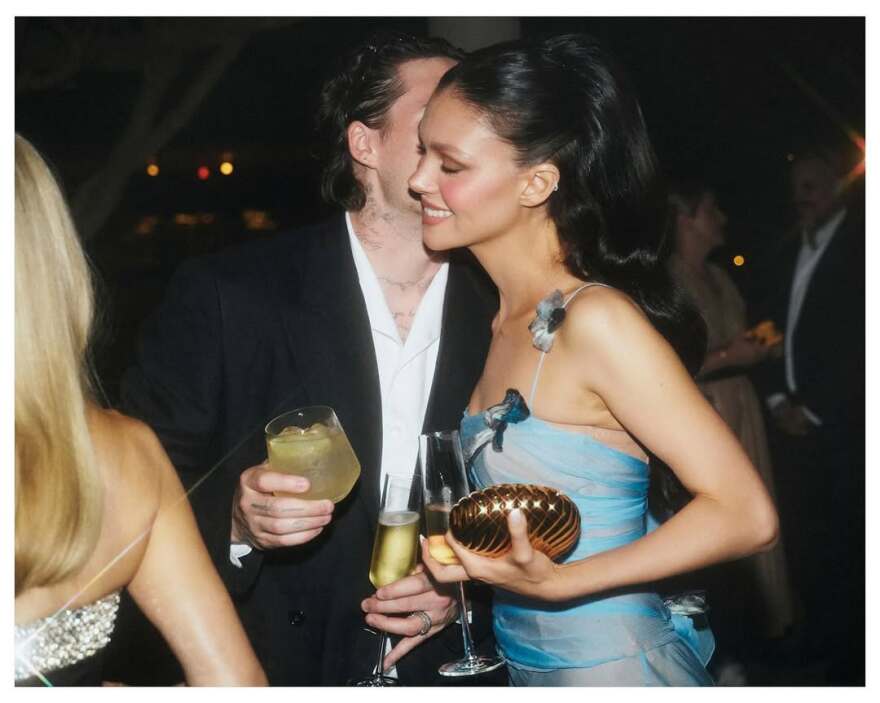 H Νίκολα Πελτζ δημοσίευσε φωτογραφίες από την ανανέωση των γαμήλιων όρκων με τον Μπρούκλιν Μπέκαμ
