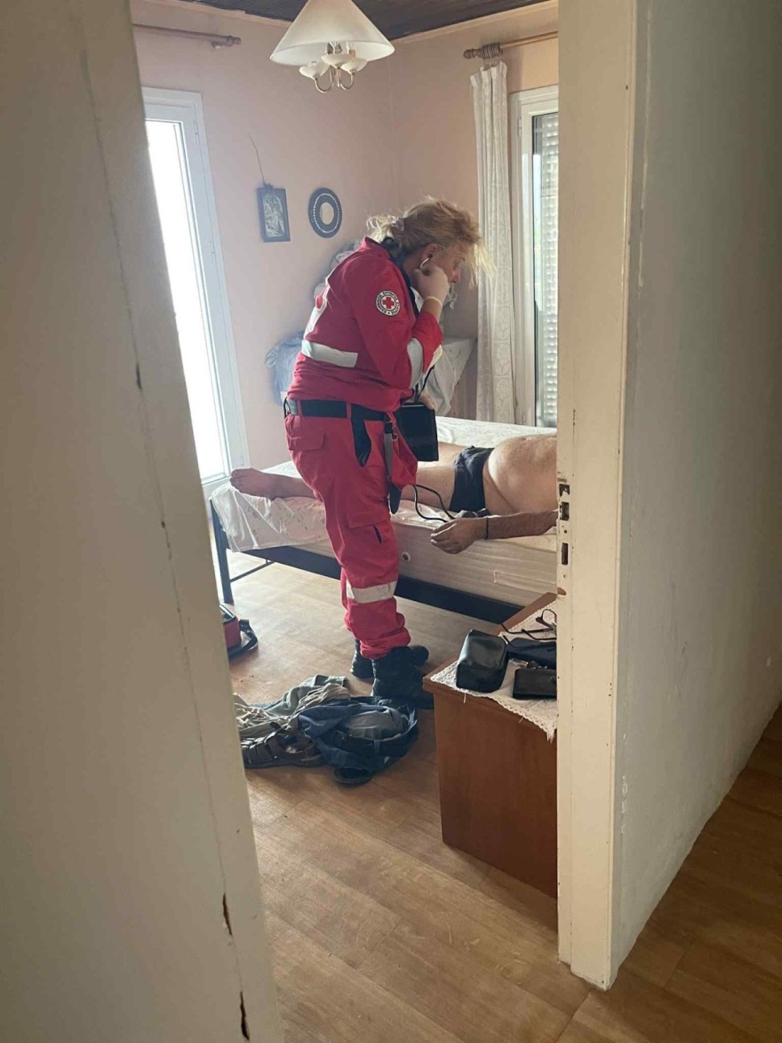 Κλιμάκια του Ελληνικού Ερυθρού Σταυρού επιχειρούν στη φωτιά στη Ζάκυνθο - Δείτε φωτογραφίες