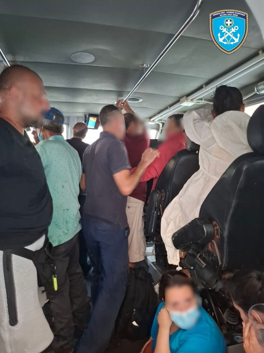 Λιμενικό: 76 πολίτες απεγκλωβίστηκαν χθες από τις φωτιές σε Πάτρα και Χίο