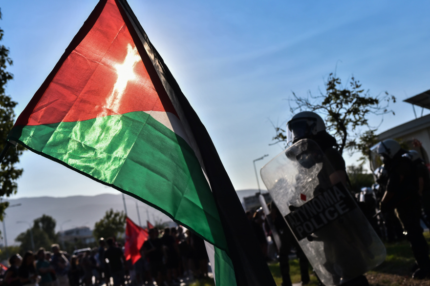 Βόλος: Διαδηλωτές υπέρ της Παλαιστίνης θέλησαν να εμποδίσουν την αποβίβαση Ισραηλινών τουριστών από κρουαζιερόπλοιο