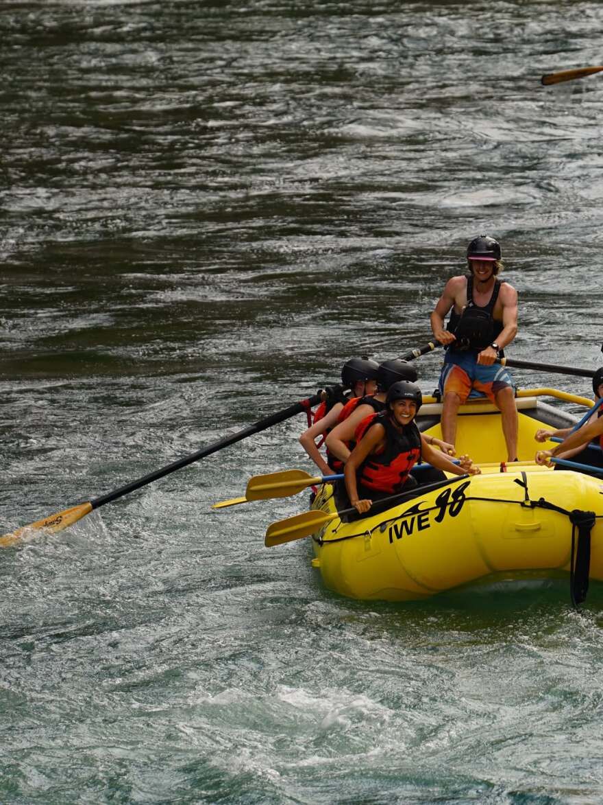 Η Ευγενία Σαμαρά έκανε rafting στον Καναδά - «Εδώ, ζω τη ζωούλα μου στον πιο ορμητικό ποταμό που έχω βουτήξει»