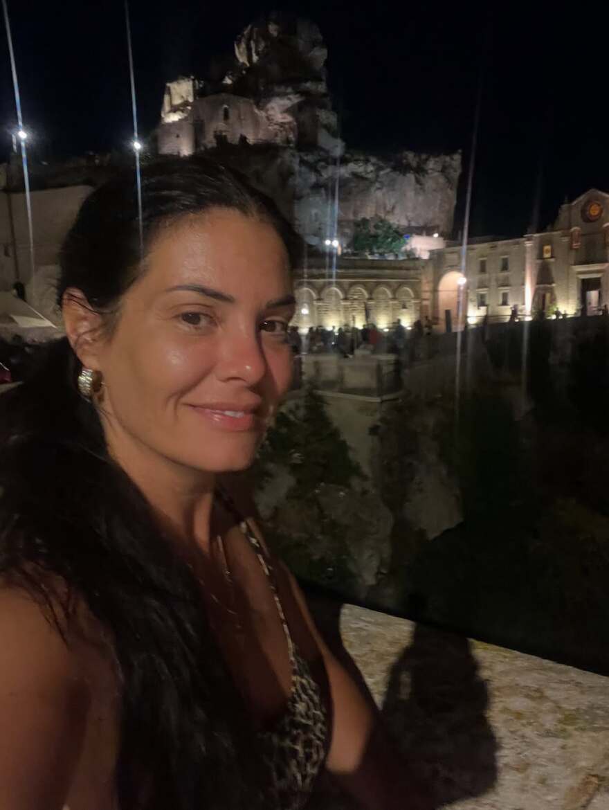 Η Μαρία Κορινθίου κάνει διακοπές με τον σύντροφό της στην Ιταλία - Ανέβασαν μαζί φωτογραφία για πρώτη φορά