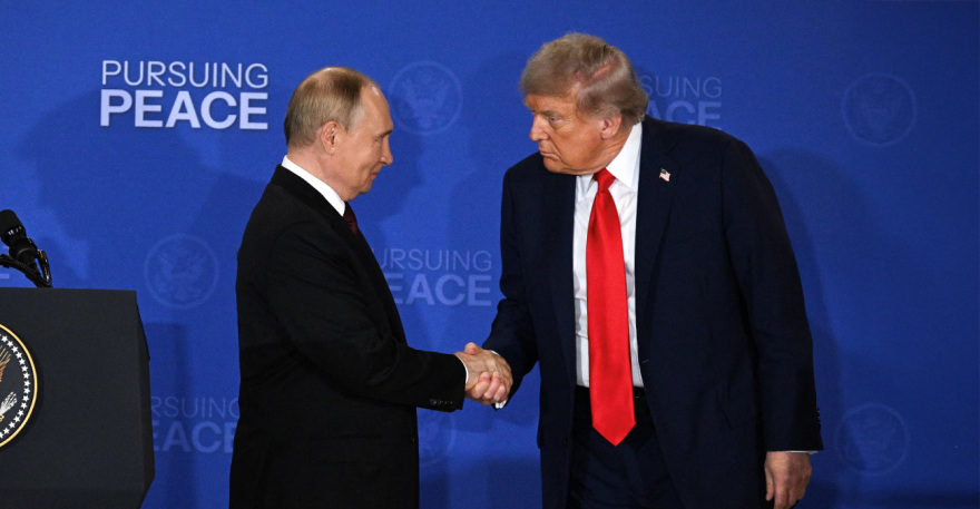 Το μεγάλο παζάρι για την Ουκρανία: Τα μυστικά που συνδέουν Τραμπ και Πούτιν - Οι αναλυτές αναρωτιούνται τι τους ενώνει και μιλούν για «τοξική» σχέση