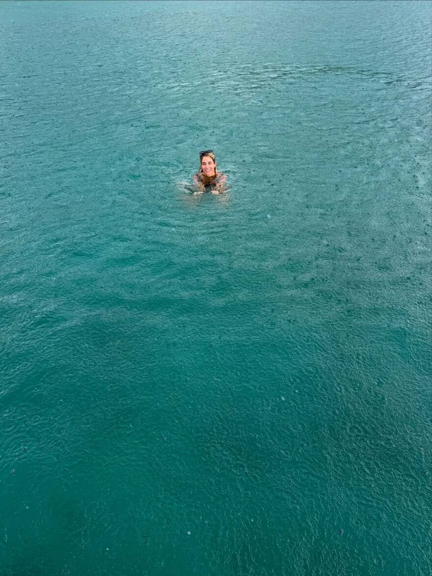 Δούκισσα Νομικού: Οι βουτιές της στη βροχή - «Μετά έρχεται πάντα το ουράνιο τόξο», γράφει