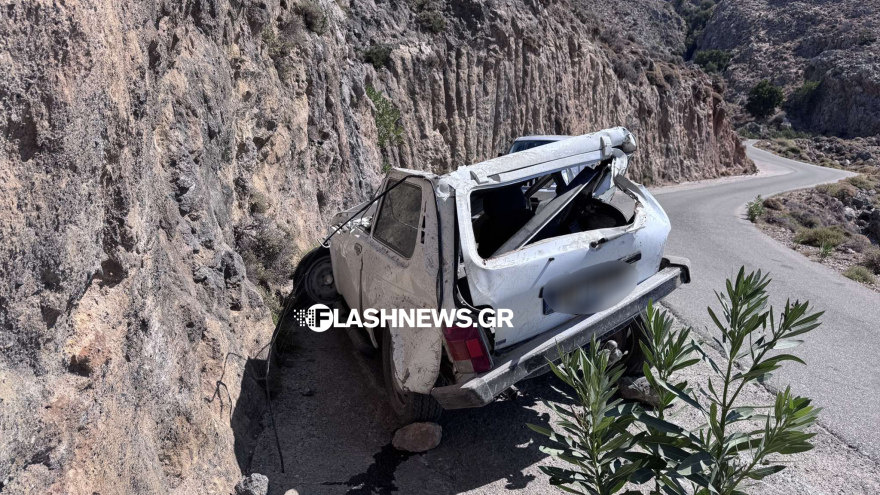 Αυτοκίνητο έπεσε από γκρεμό στα Σφακιά, στη ΜΕΘ διασωληνωμένος 80χρονος