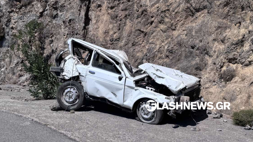 Αυτοκίνητο έπεσε από γκρεμό στα Σφακιά, στη ΜΕΘ διασωληνωμένος 80χρονος