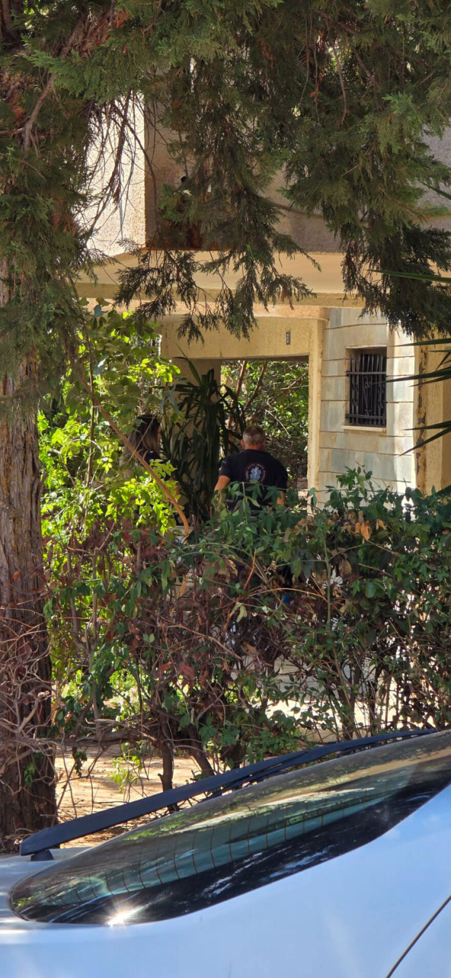 Άγρια δολοφονία 47χρονης στο Χαλάνδρι - Την σκότωσε ο σύντροφός της στην είσοδο πολυκατοικίας 