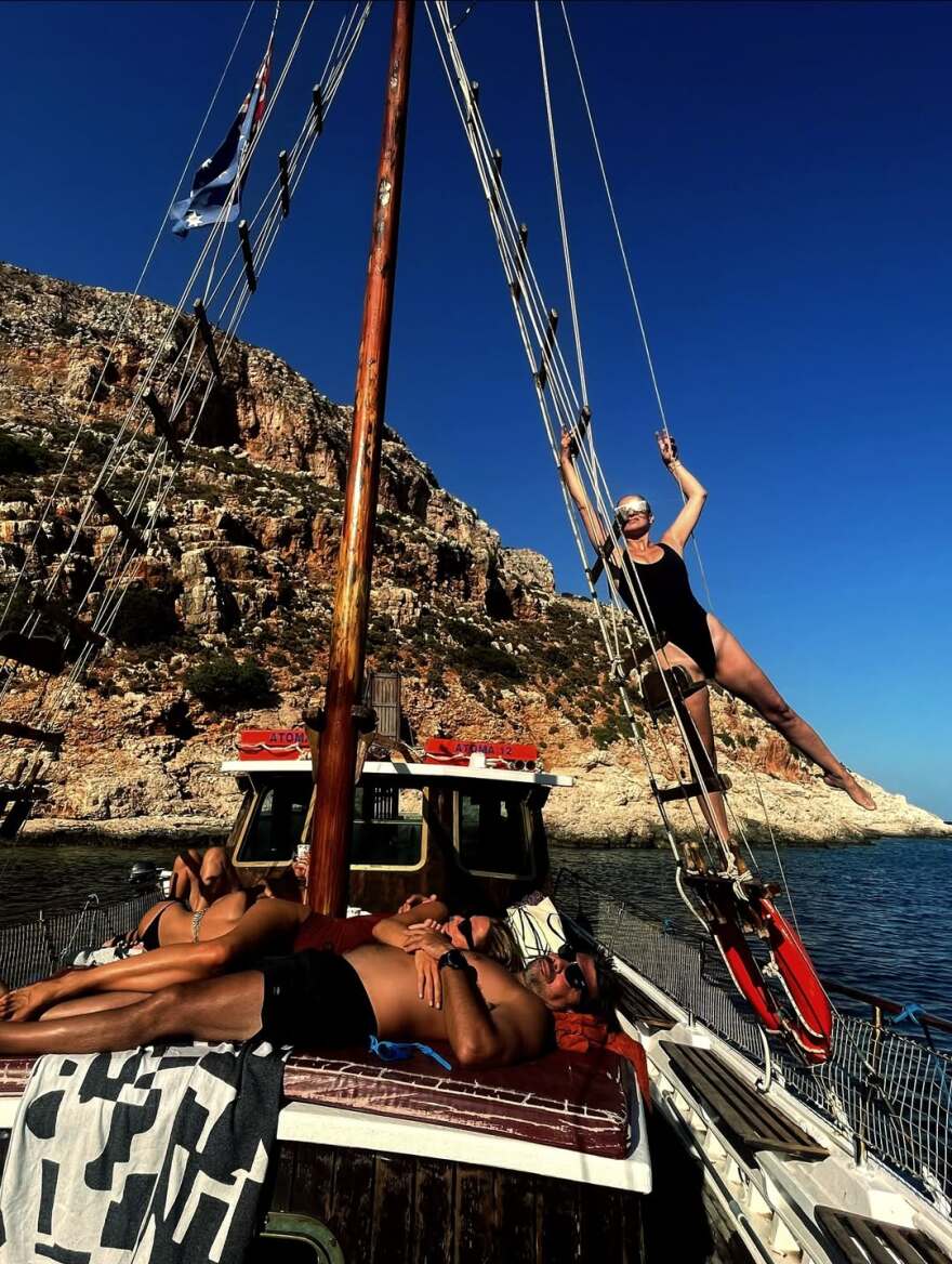 Η Ζενεβιέβ Μαζαρί και ο Βασίλης Καρύδης κλείνουν δέκα χρόνια γάμου