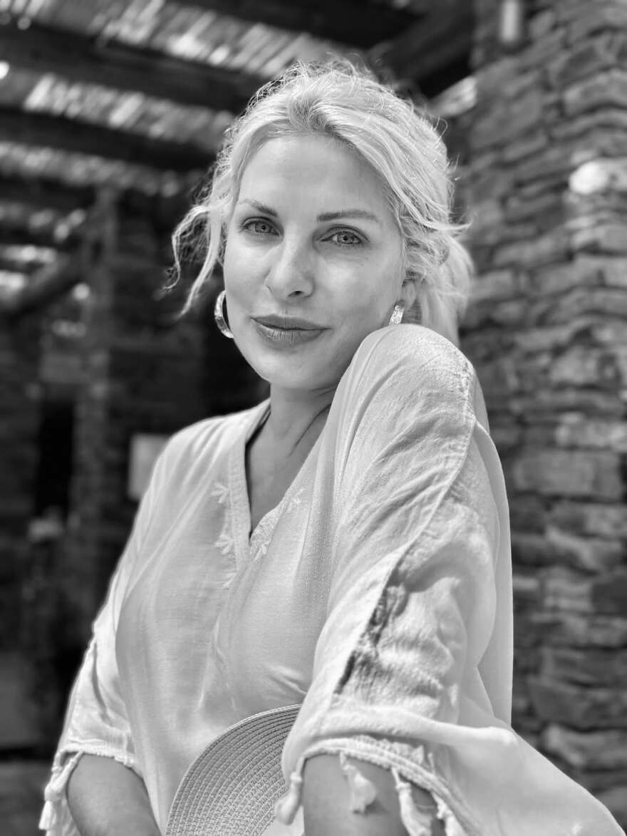 Η Ελένη Μενεγάκη συνεχίζει τις διακοπές της και κάνει «μηδέν σχέδια»