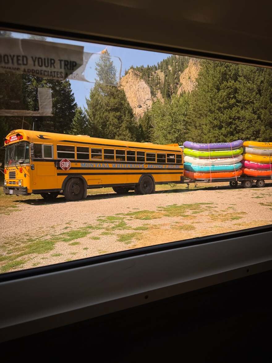 Η Δούκισσα Νομικού έκανε πρώτη φορά rafting με τα παιδιά της στην Αμερική