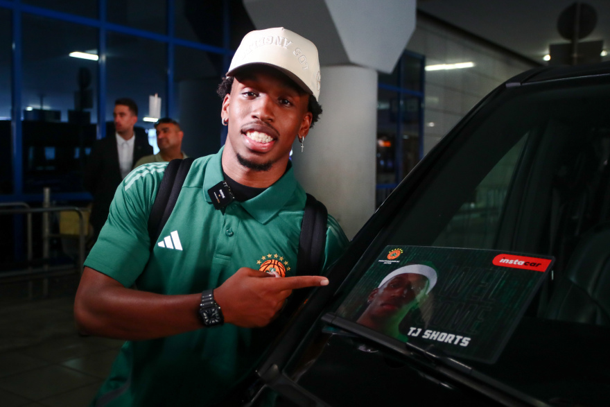 Παναθηναϊκός: Έφτασε στην Αθήνα ο Τι Τζέι Σορτς - «Να κατακτήσουμε τη Euroleague» - Βίντεο 