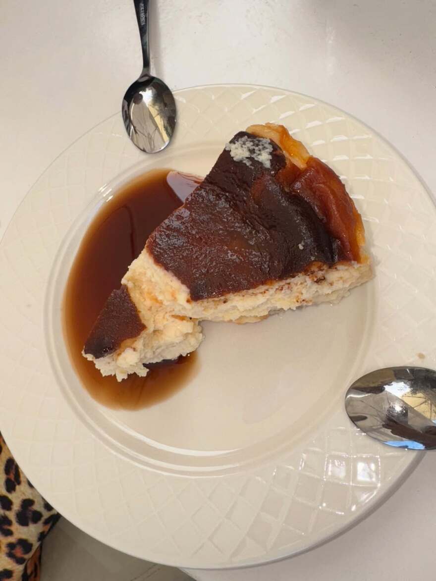 Η Ιωάννα Σαρρή κάνει διακοπές στα Κύθηρα - Δείτε φωτογραφίες