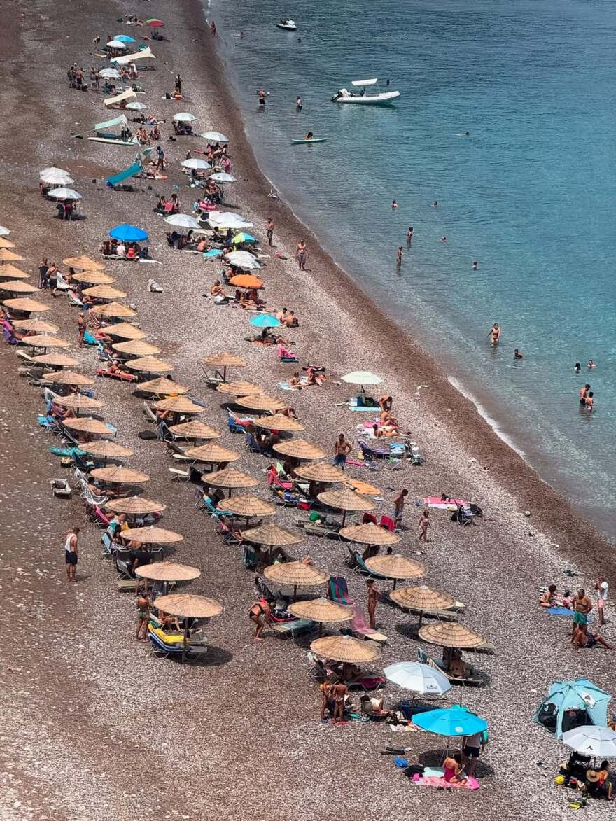 Η Ιωάννα Σαρρή κάνει διακοπές στα Κύθηρα - Δείτε φωτογραφίες