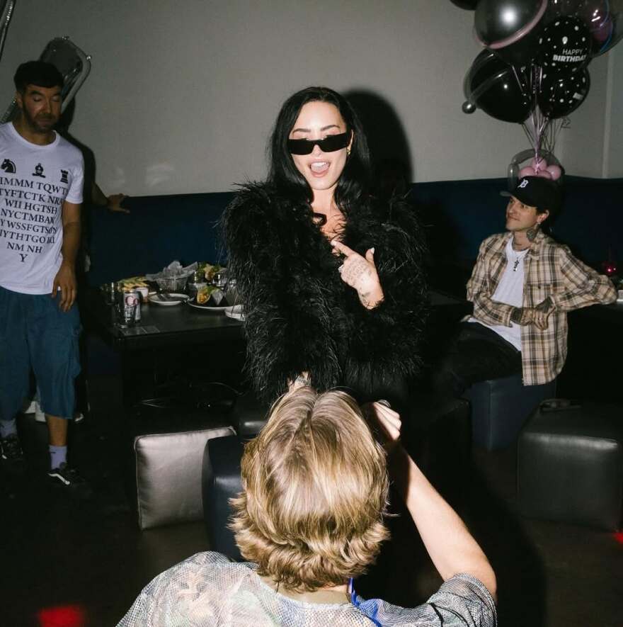 Η Ντέμι Λοβάτο έκλεισε τα 33 - Δείτε φωτογραφίες από το πάρτι των γενεθλίων της