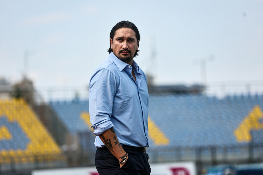 Super League 1: Οι «στρατηγοί» Μεντιλίμπαρ, Βιτόρια, Λουτσέσκου και Νίκολιτς ψάχνουν νέες επιτυχίες - Οι προπονητές των 14 ομάδων 