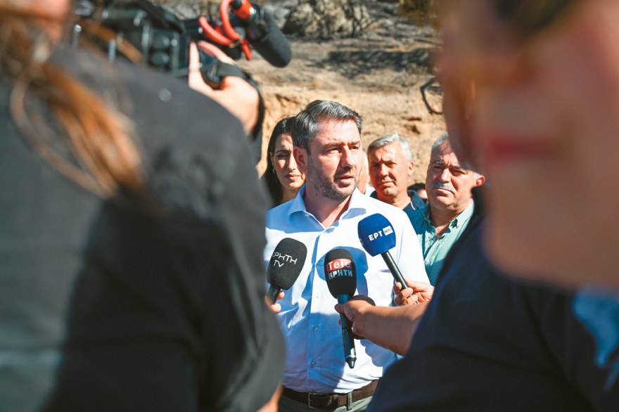 Στον δρόμο της επιστροφής, ο Τσίπρας σπέρνει... αγκάθια σε ΠΑΣΟΚ, ΣΥΡΙΖΑ, Νέα Αριστερά Στον δρόμο της επιστροφής, ο Τσίπρας σπέρνει... αγκάθια σε ΠΑΣΟΚ, ΣΥΡΙΖΑ, Νέα Αριστερά