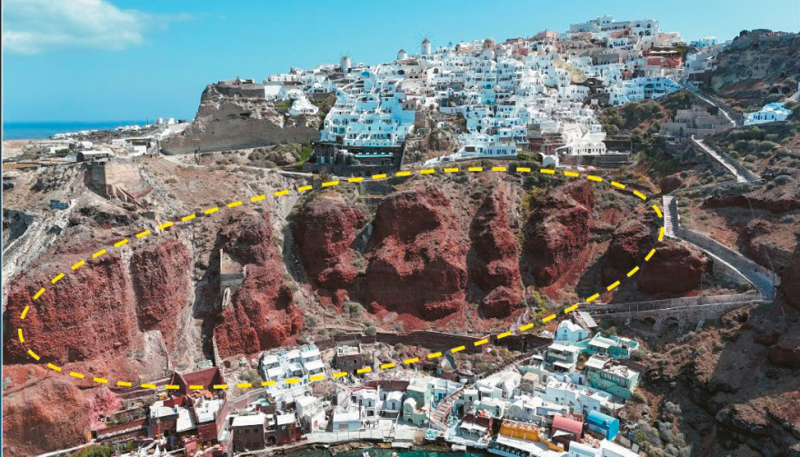Πισίνες και μπετά βουλιάζουν την Καλντέρα στην Σαντορίνη - Δείτε φωτογραφίες