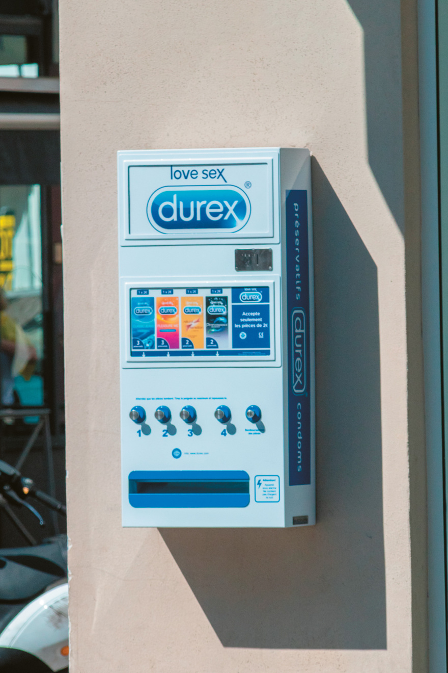 Η ιστορία των αυτόματων πωλητών και η περίπτωση της Ελλάδας - Από γάλα και λάδι μέχρι σαμπάνιες και ράβδους χρυσού