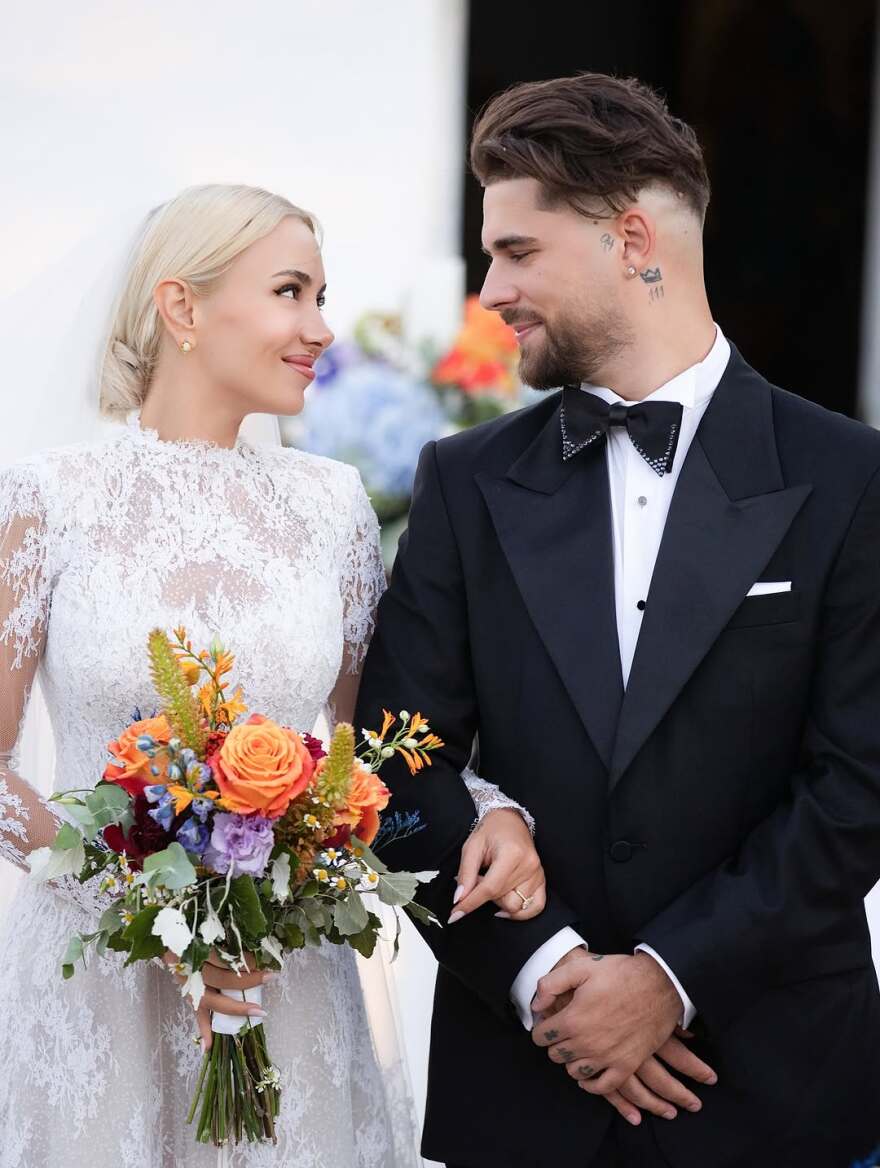 FY: Δεν είναι ακόμα στα πλάνα μας η δημιουργία οικογένειας, είπε μετά τον γάμο του με την Αλεξία Κεφαλά
