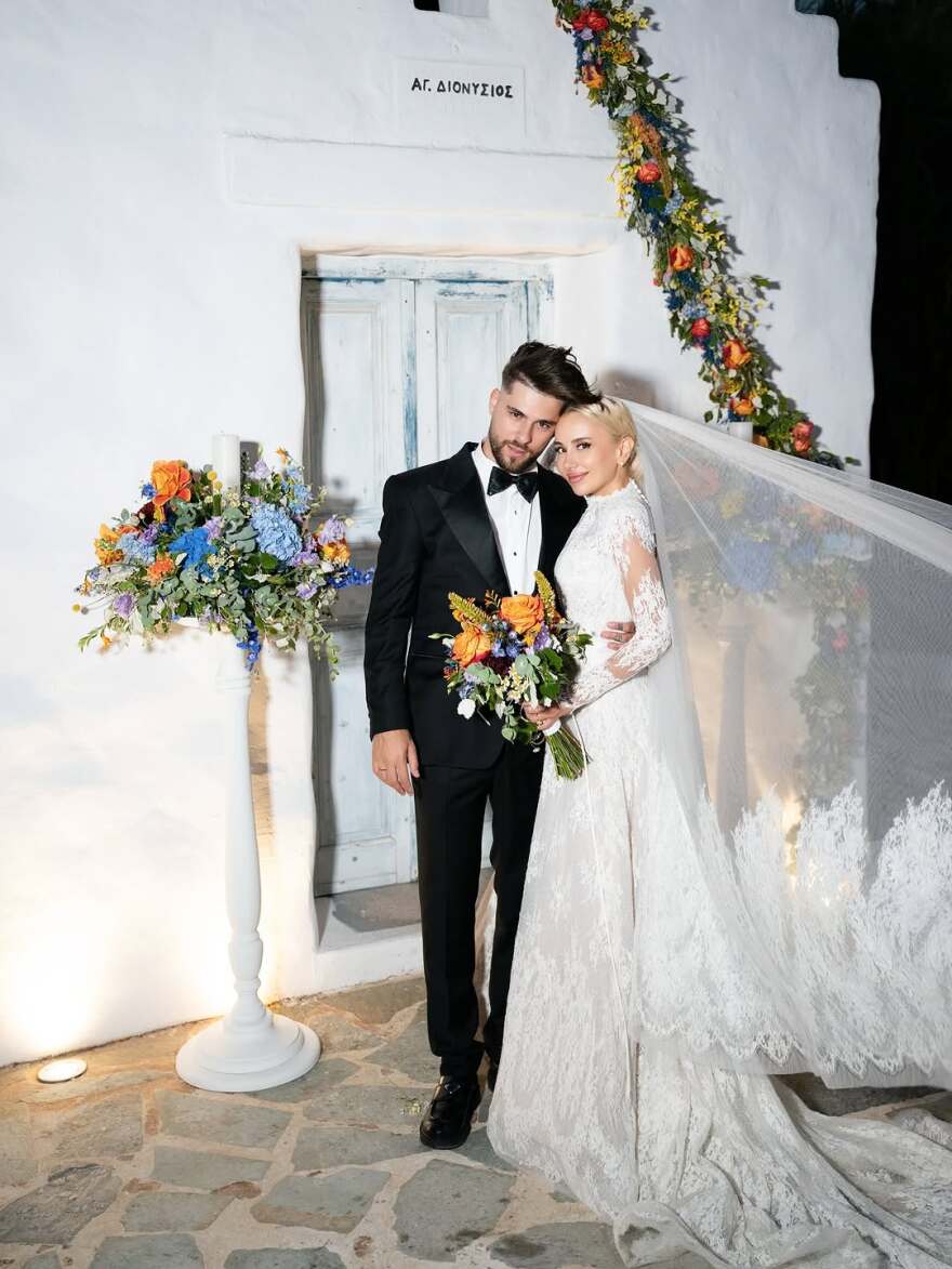 FY: Δεν είναι ακόμα στα πλάνα μας η δημιουργία οικογένειας, είπε μετά τον γάμο του με την Αλεξία Κεφαλά
