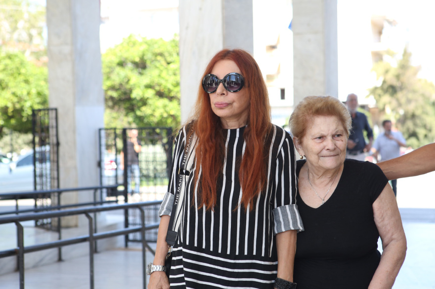 Το τελευταίο αντίο στον Δημήτρη Κωνσταντάρα στο Α' Νεκροταφείο - «Μαχητής, αξιοπρεπής και πρωτοπόρος»