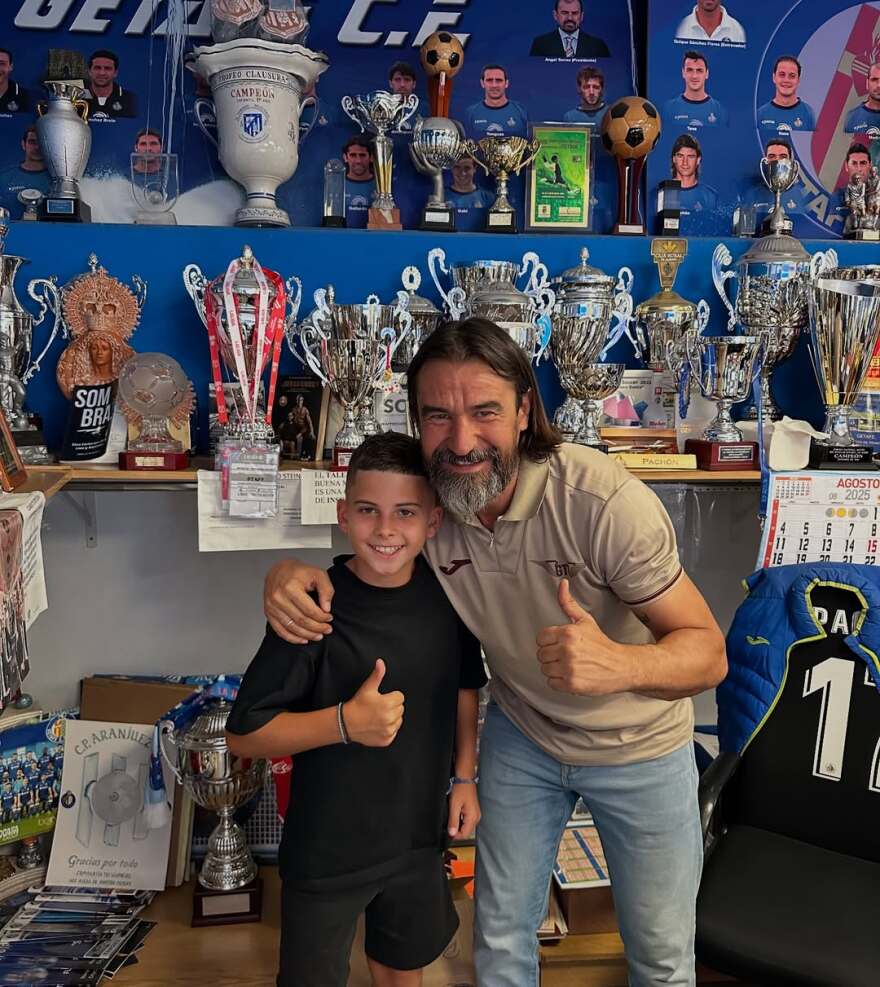 Στέλιος Χανταμπάκης: Ο γιος του ανανέωσε το συμβόλαιο με την ισπανική Getafe CF - «Χαρούμενη μέρα η σημερινή», έγραψε