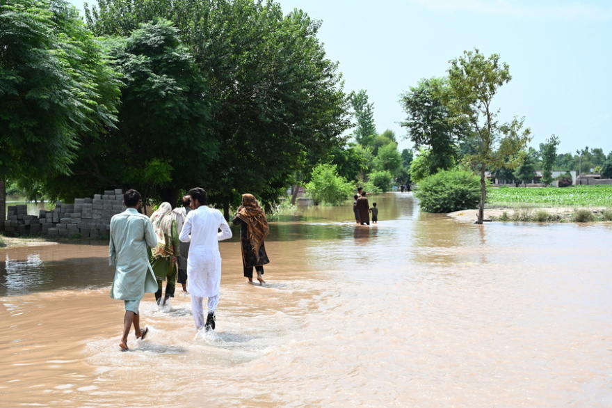Πακιστάν: Περισσότεροι από 1 εκατ. άνθρωποι απομακρύνθηκαν από τα σπίτια τους εξαιτίας των πλημμυρών