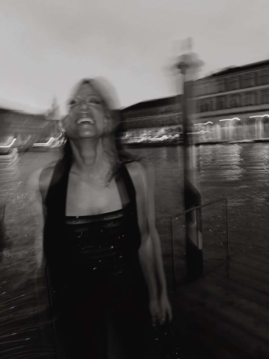 Η Βίκυ Καγιά δημοσίευσε νέες φωτογραφίες της από τη Βενετία