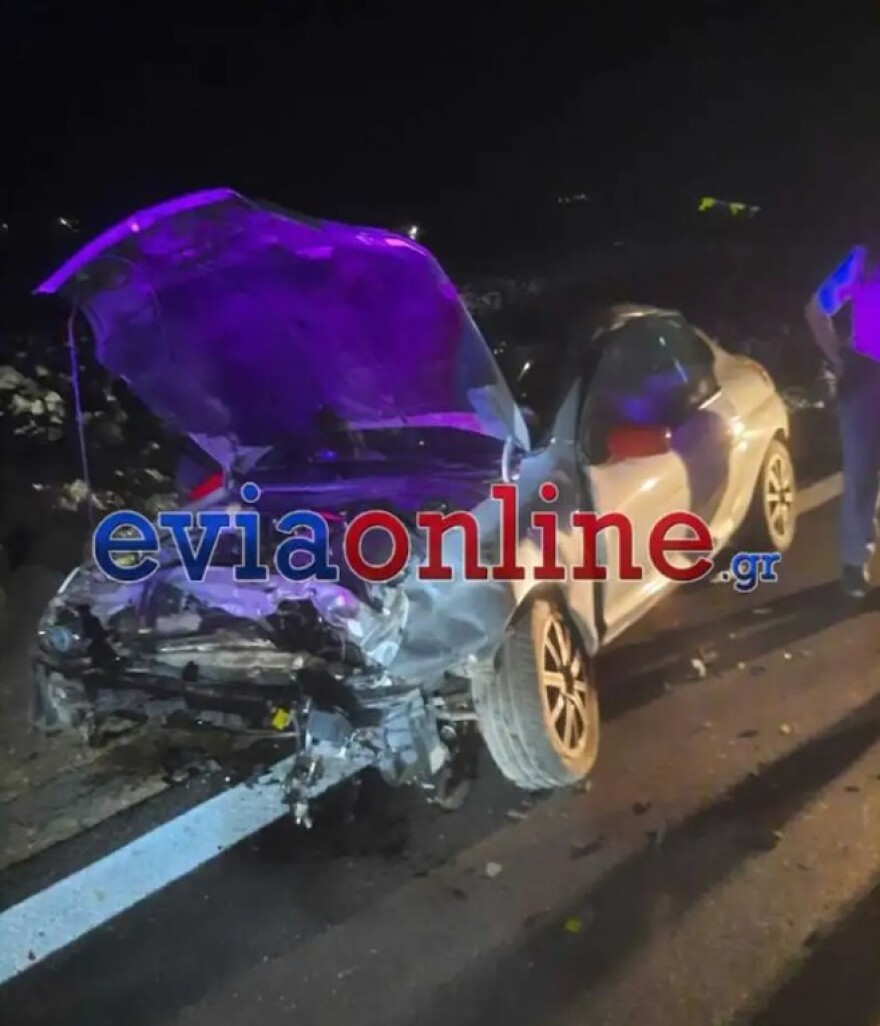 Δείτε φωτογραφίες από το τροχαίο δυστύχημα στην Εύβοια όπου σκοτώθηκε 21χρονος μοτοσικλετιστής