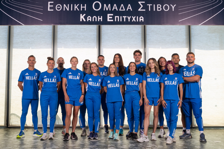 Ετοιμασίες και ευχές για την ελληνική ομάδα πριν το ταξίδι στο Τόκιο.