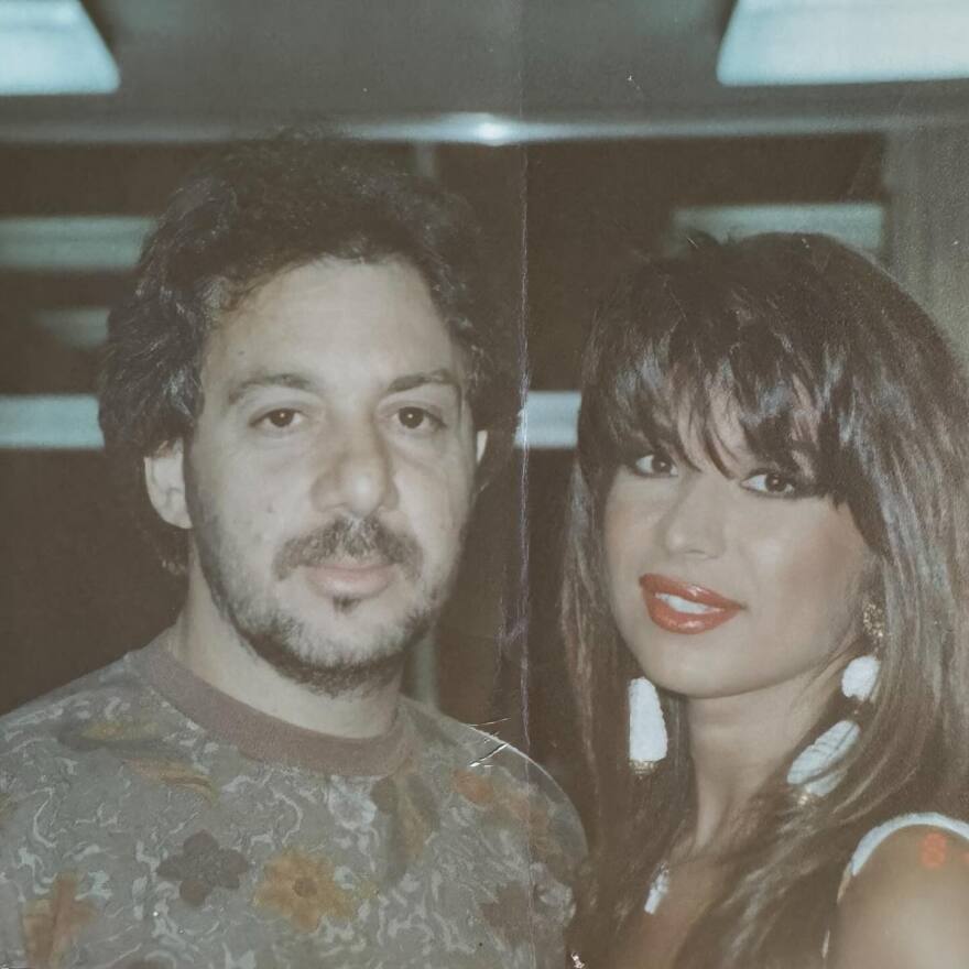 Xριστίνα Μαραγκόζη για τα 11 χρόνια από τον θάνατο του Αντώνη Βαρδή: «Οι αναμνήσεις ξεθωριάζουν, τα συναισθήματα πάντα ίδια»