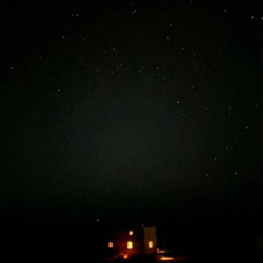 Η Νεφέλη Φασούλη ποζάρει με ολόσωμο μαγιό στη θάλασσα - Δείτε τη φωτογραφία
