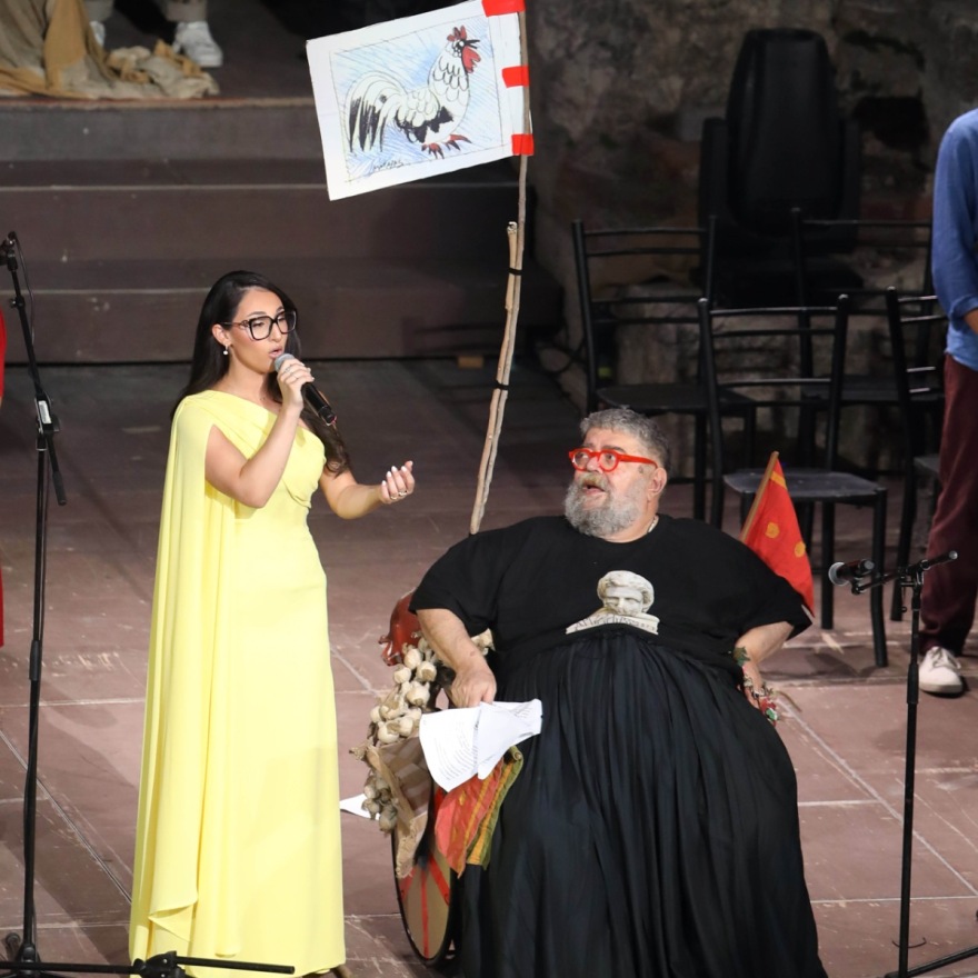 Η Κλαυδία εμφανίστηκε στο Ηρώδειο στο πλευρό του Σταμάτη Κραουνάκη - Δείτε βίντεο