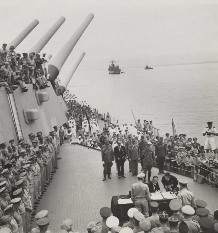 Από το τέλος του Β' Παγκοσμίου Πολέμου στο σήμερα: Όταν η μνήμη «ξεθωριάζει», ο κόσμος κινδυνεύει ξανά