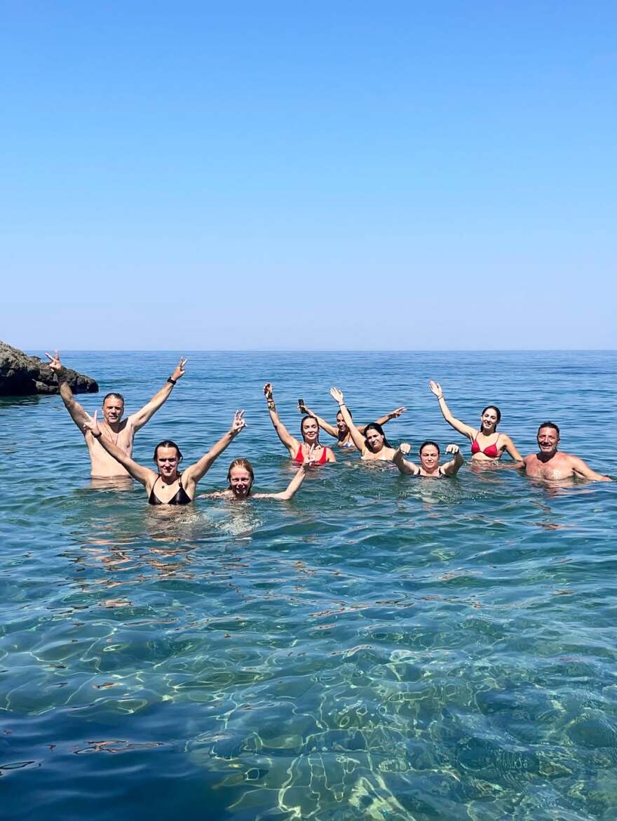 Η Μαρία Κωνσταντάκη ποζάρει τόπλες στη Σαμοθράκη: «Φύση, σώμα και πνεύμα ήταν ένα»