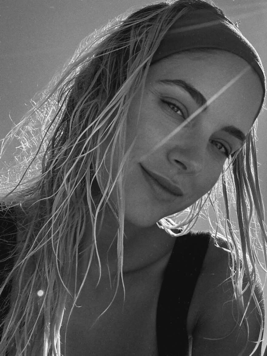 Δούκισσα Νομικού: Ποζάρει κάτω από τον ήλιο - «Το καλοκαίρι τελειώνει αλλά οι στιγμές του θα μείνουν πάντα ζωντανές», έγραψε