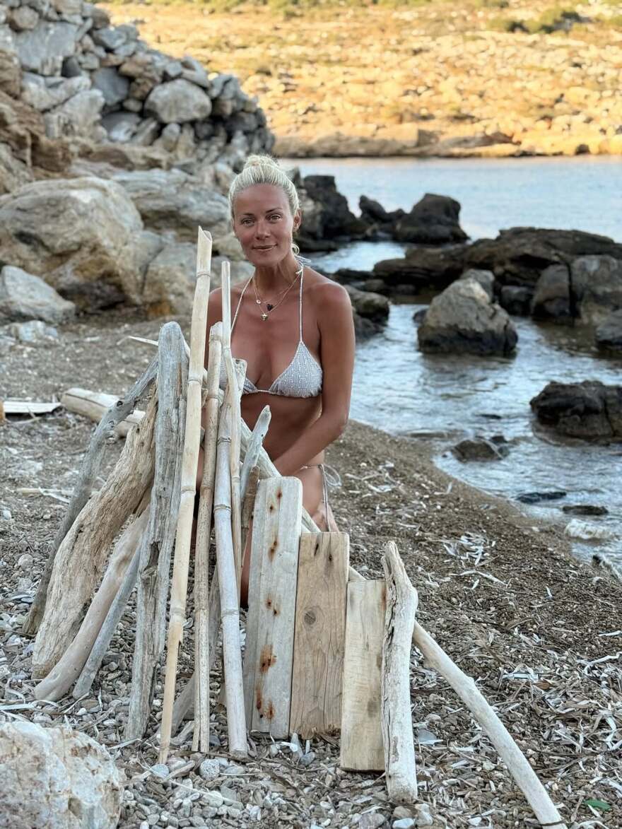 Η Ζέτα Μακρυπούλια υποδέχτηκε τον Σεπτέμβριο δημοσιεύοντας φωτογραφίες από τις διακοπές της στους Αρκιούς