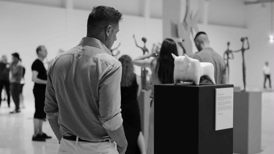 Η εικαστική έκθεση «Symbols ΙΙΙ- ΕΝΤΡΟΠΙΑ» επέστρεψε δυναμικά στα Αισχύλεια 