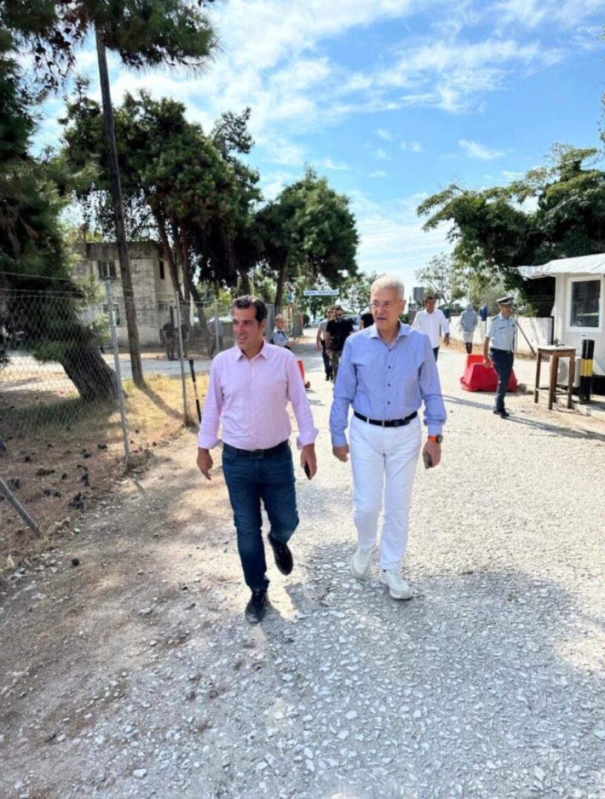 Plevri visits to immigrant hosting structures with a message 
