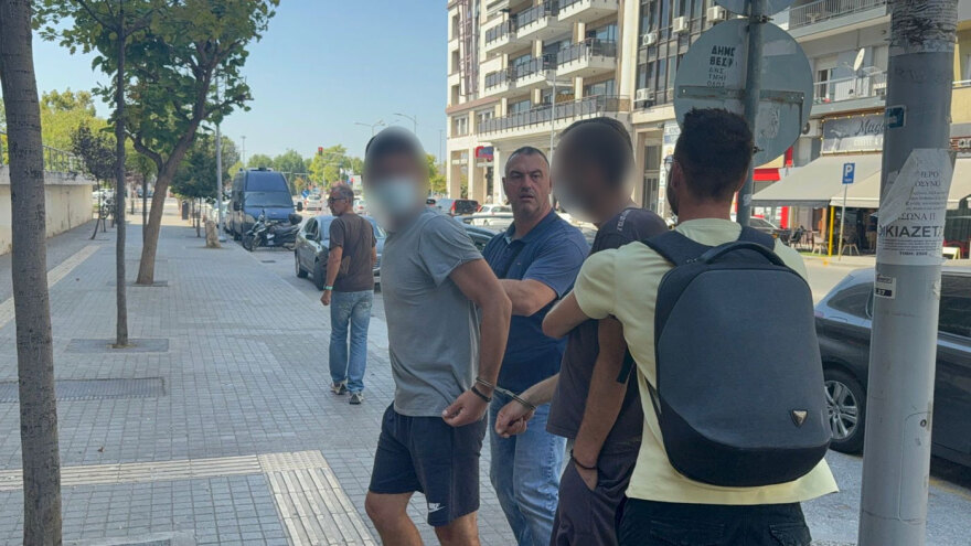Θεσσαλονίκη: Στη φυλακή οι ληστές που εισέβαλαν στο διαμέρισμα 26χρονης και την ακινητοποίησαν