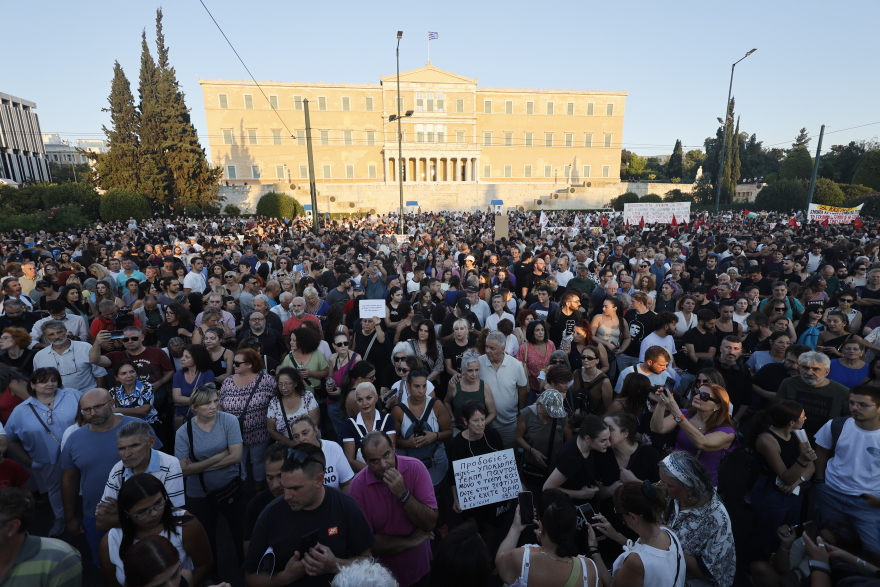 Συγκεντρώσεις για τα Τέμπη σήμερα σε όλη την Ελλάδα - Δείτε βίντεο και φωτογραφίες